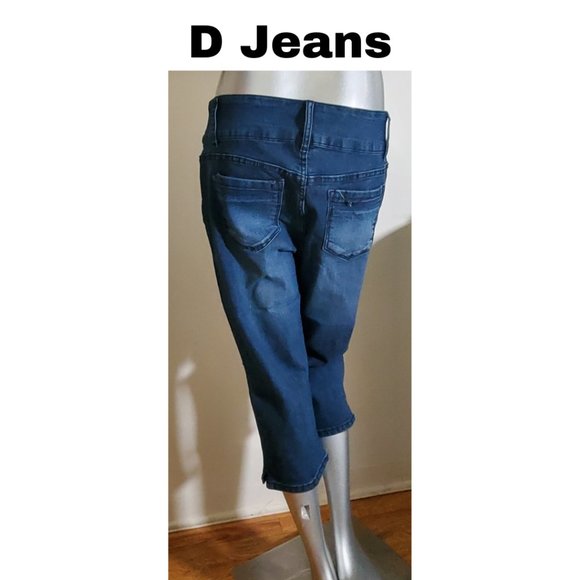 D Jeans Stretch Capri Jeans - Size 12, 3-Button Closure, Comfy & Stylish - Picture 3 of 9